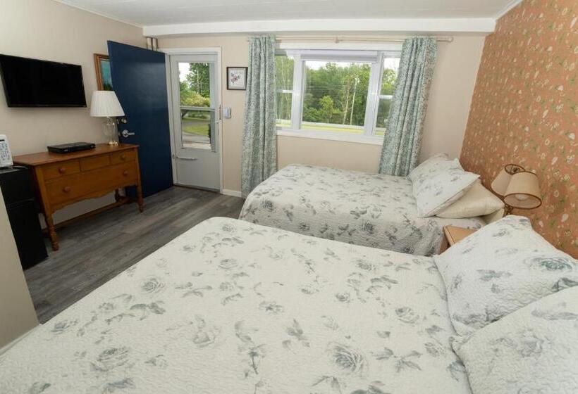 Номер Стандарт, Governor S Rock Motel