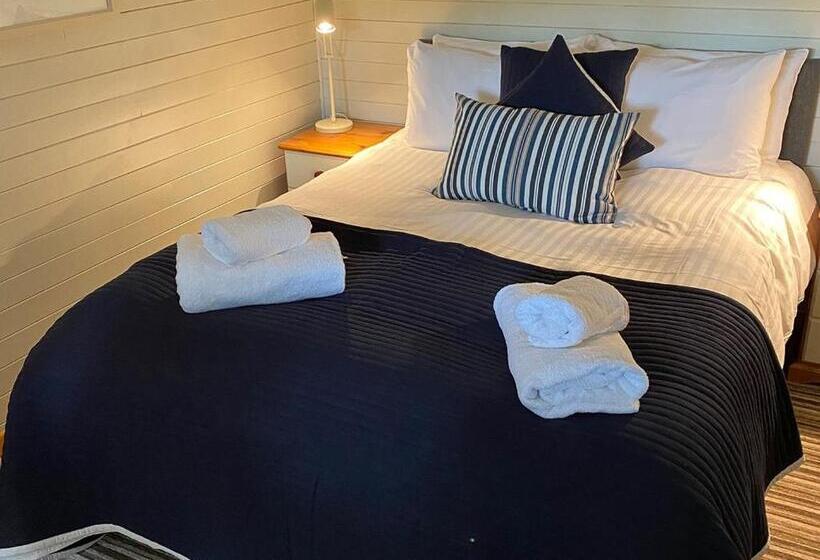 Дом 2 Спальни, Ivyleaf Combe Lodges