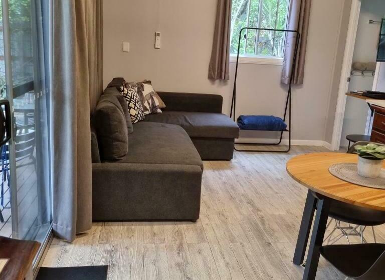 디럭스 룸, Bluegrass Bnb