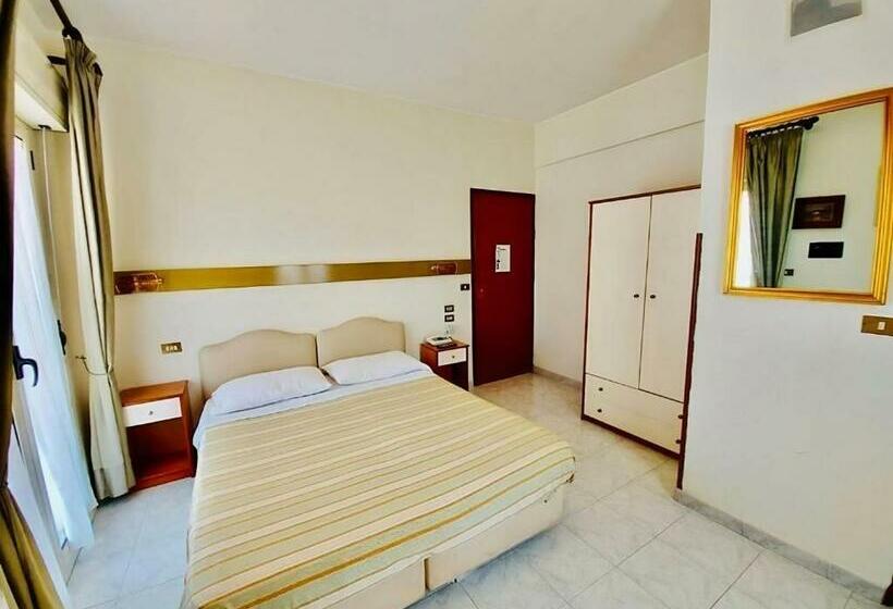 스탠다드 룸, Albergo Delle Rose