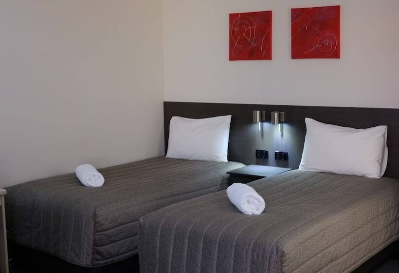디럭스 패밀리 룸, Loddon River Motel