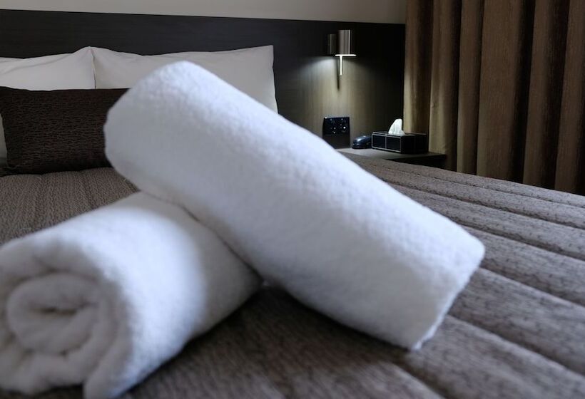 디럭스 패밀리 룸, Loddon River Motel