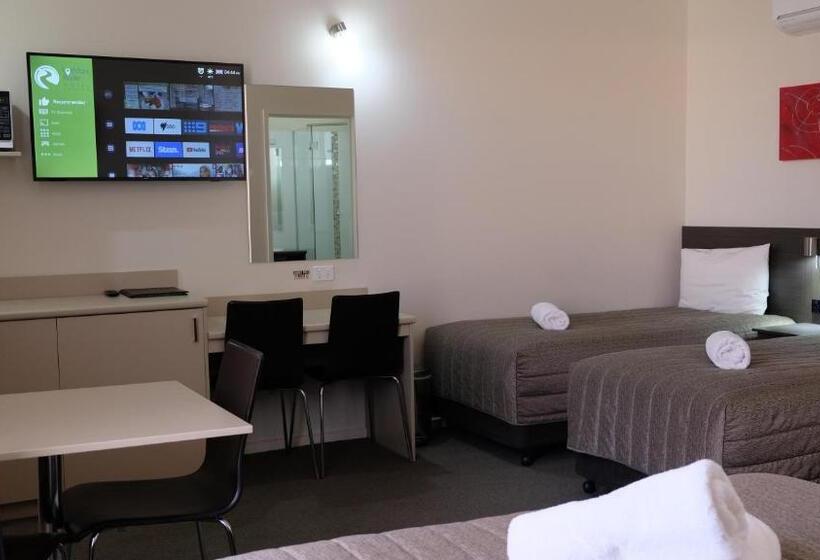 디럭스 패밀리 룸, Loddon River Motel