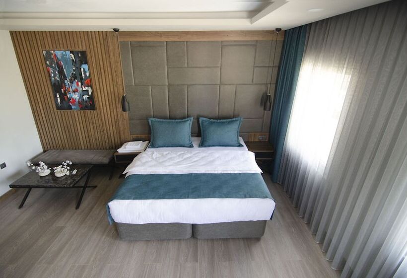 سوییت خانوادگی, Nova Suite
