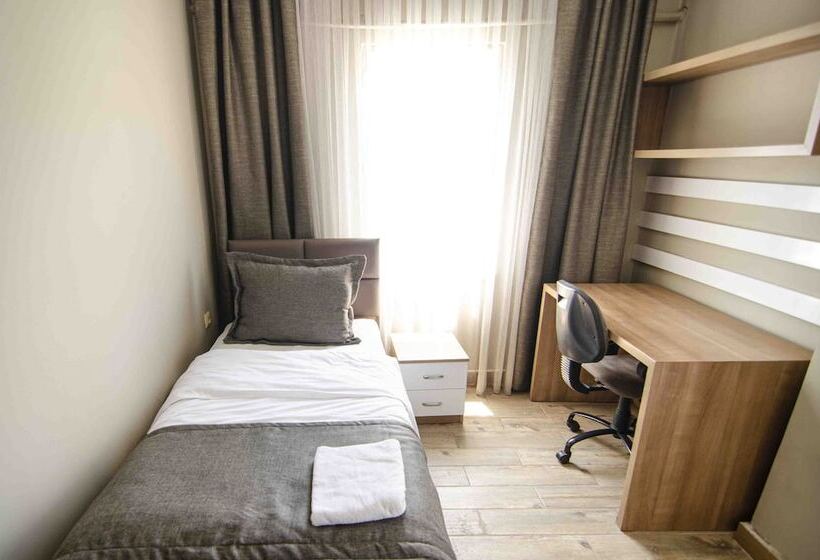 اتاق سوپریور سه تخته, Nova Suite