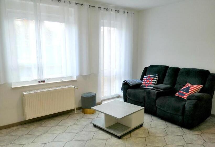 آپارتمان 1 خوابه با تراس, Pension Nordseebriese