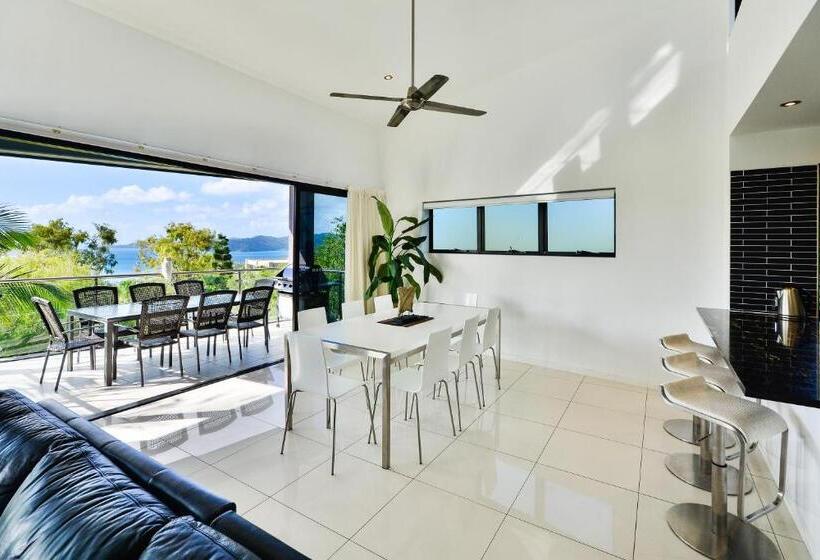 דירת 3 חדרים נוף לים, Pinnacle Apartments