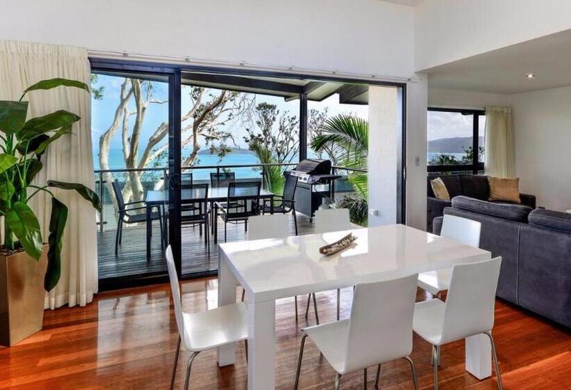Апартаменты 2 Спальни Вид на Море, Pinnacle Apartments