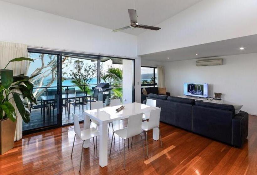 דירת 2 חדרים נוף לים, Pinnacle Apartments