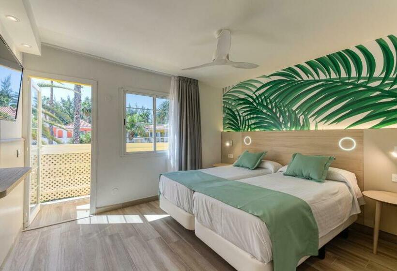 בקתה סופריור, Bungalows Cordial Green Golf