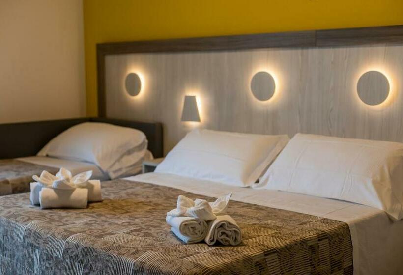 اتاق استاندارد سه نفره, Continental
