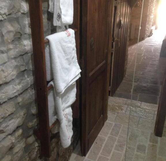 디럭스 룸, Konaku Guest House