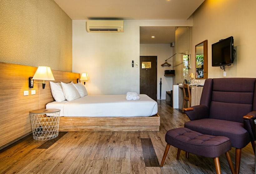 스탠다드 룸 풀장 전망, Lumphawa Amphawa