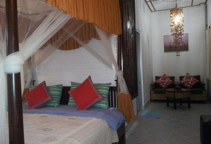 Номер Стандарт Трехместный, Banthorphan Resort