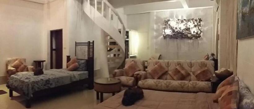 Семейный Номер, Banthorphan Resort