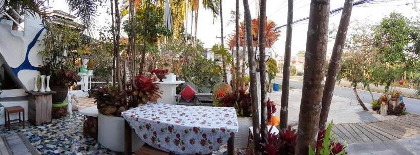 اتاق استاندارد سه تخته با بالکن, Banthorphan Resort