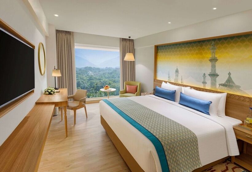 Номер Superior Вид на Город, Bellevue Sarovar Premiere Junagadh