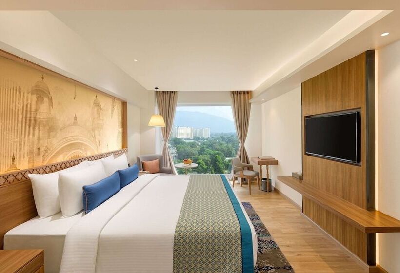 Номер Deluxe, Bellevue Sarovar Premiere Junagadh