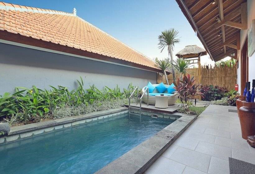 ویلا دلوکس 2 خوابه, Batu Agung Villas