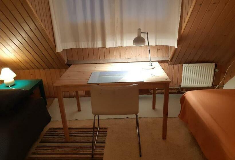 غرفة قياسية مطلّة علي الحديقة, Rustherberg