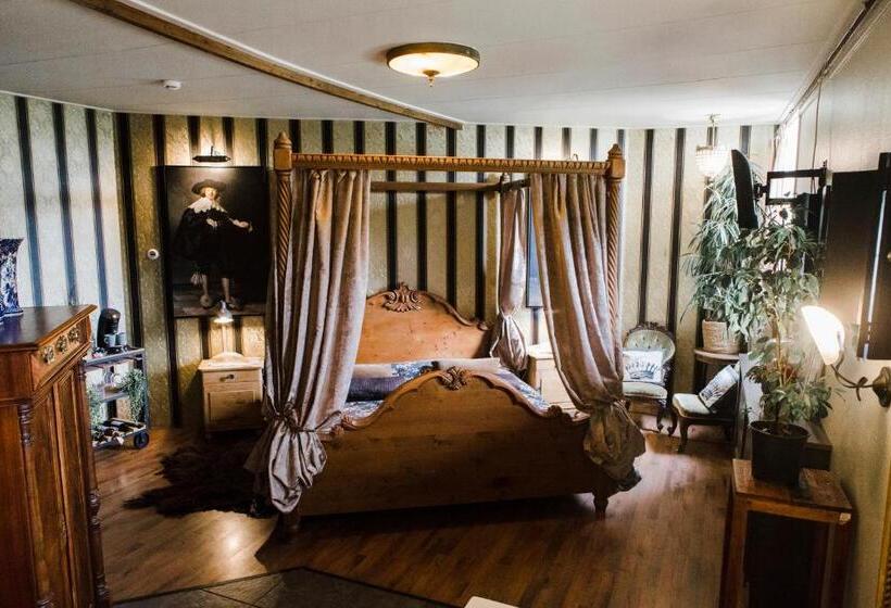 جناح, Logement Doosje