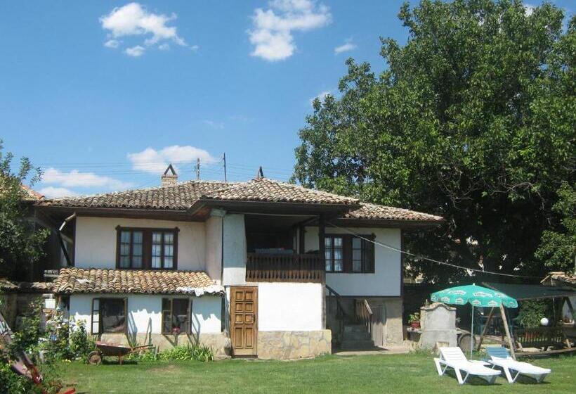 스탠다드 룸 공동 욕실, The Old House Guest House