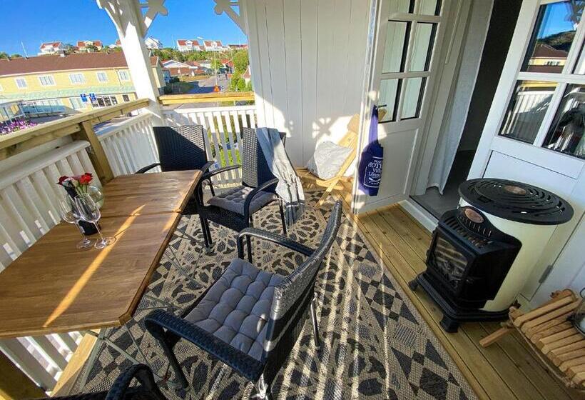 Апартаменты 1 Спальня с Террасой, Skaftö Hotell Villa Lönndal, Grundsund