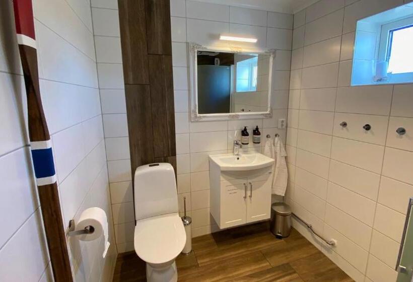 Номер Deluxe Вид на Море Боковой, Skaftö Hotell Villa Lönndal, Grundsund