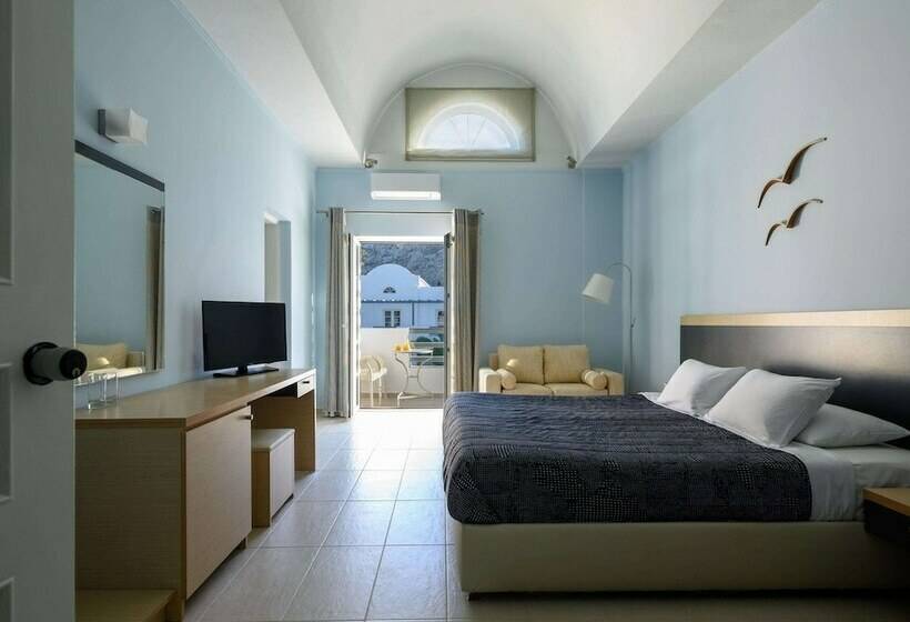سوییت جونیور, Afroditi Venus Beach Resort