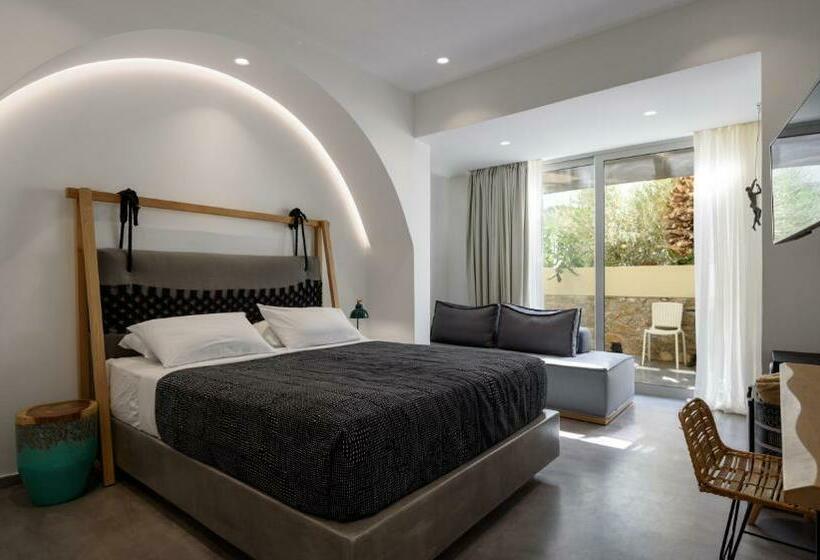 سوئیت جونیور با ماساژ آبی, Afroditi Venus Beach Resort