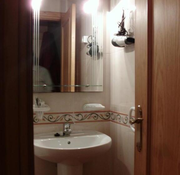 스탠다드 룸, Hostal La Torre