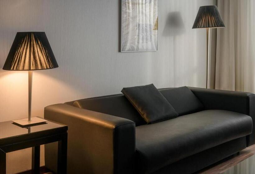 חדר סופריור עם מיטת קינג, Ac Hotel Coslada Aeropuerto By Marriott