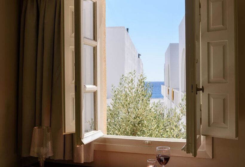 سوییت, Afroditi Venus Beach Resort
