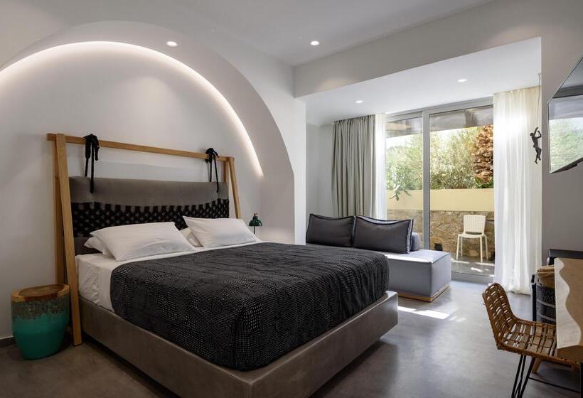 سوئیت جونیور با ماساژ آبی, Afroditi Venus Beach Resort