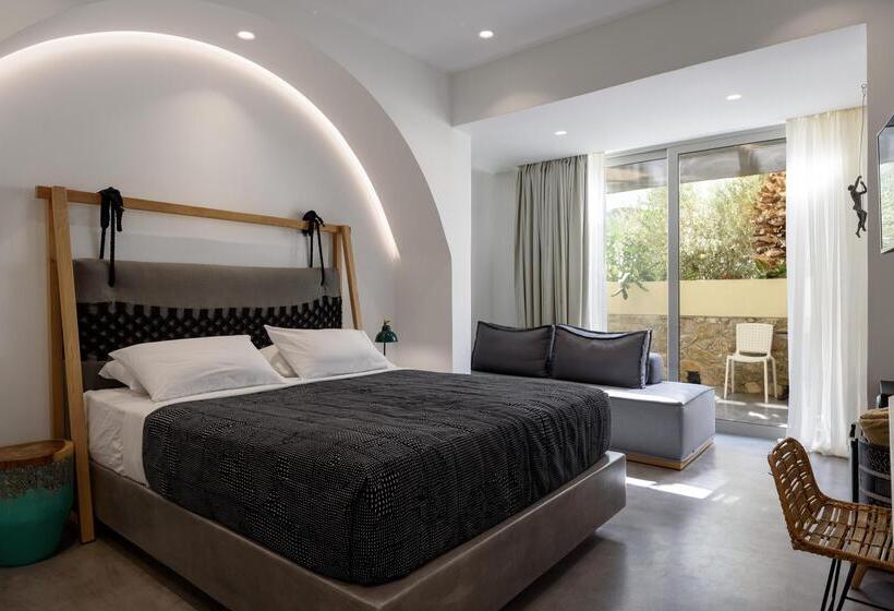 سوئیت جونیور با ماساژ آبی, Afroditi Venus Beach Resort