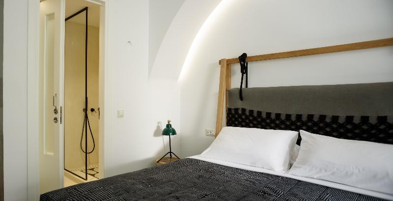 سوئیت جونیور با ماساژ آبی, Afroditi Venus Beach Resort