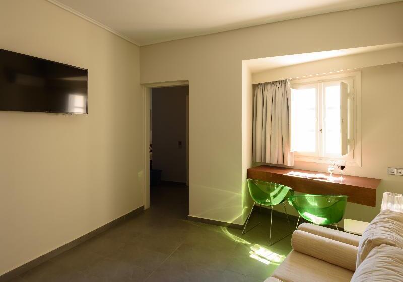 سوییت, Afroditi Venus Beach Resort