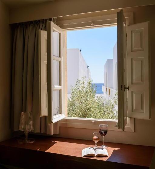 سوییت, Afroditi Venus Beach Resort