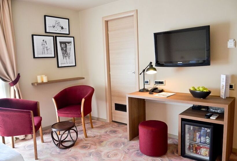 اتاق استاندارد, Capitolina City Chic