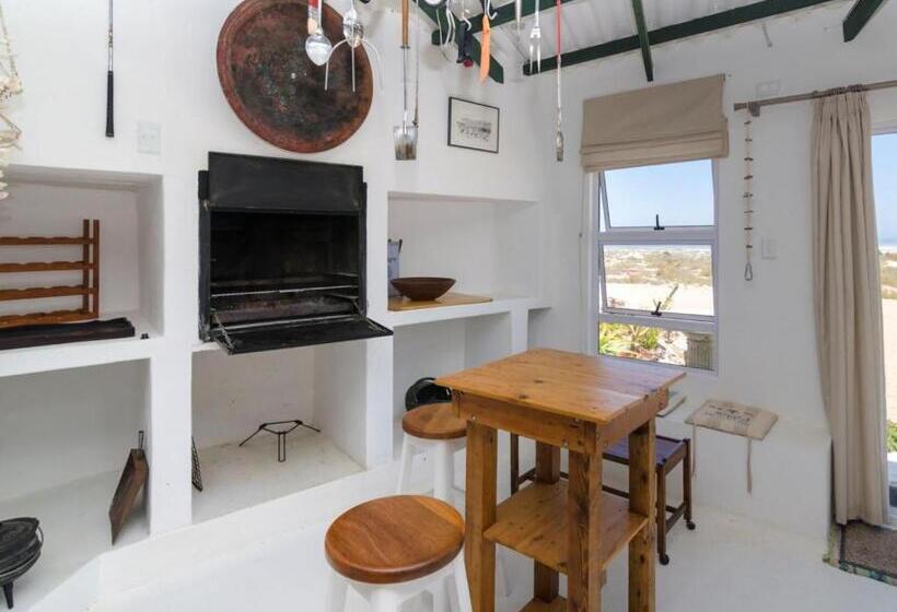 منزل غرفة نوم واحدة, Beach Cottage Kleinzee