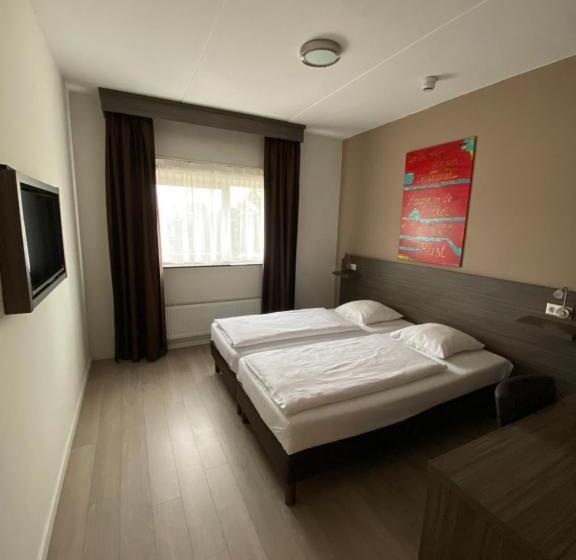 Номер Deluxe, De Keizerskroon Amsterdam Schiphol Halfweg