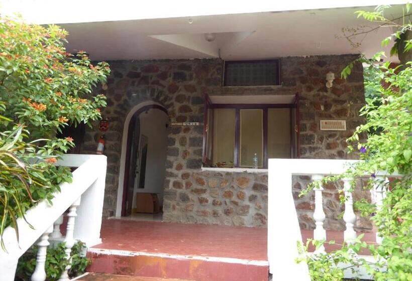 Номер Стандарт Вид на Горы, Cardamom House