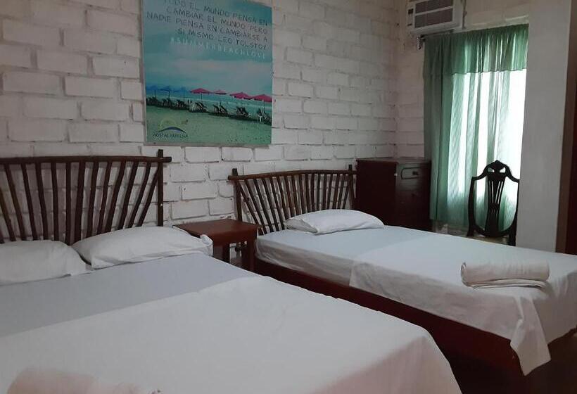 스탠다드 트리플 룸, Hostal Maresia