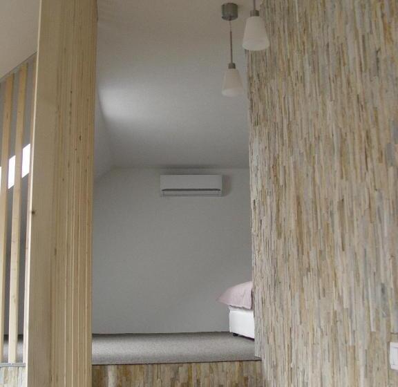 Апартаменты 1 Спальня, Penzion Zlaty Orol