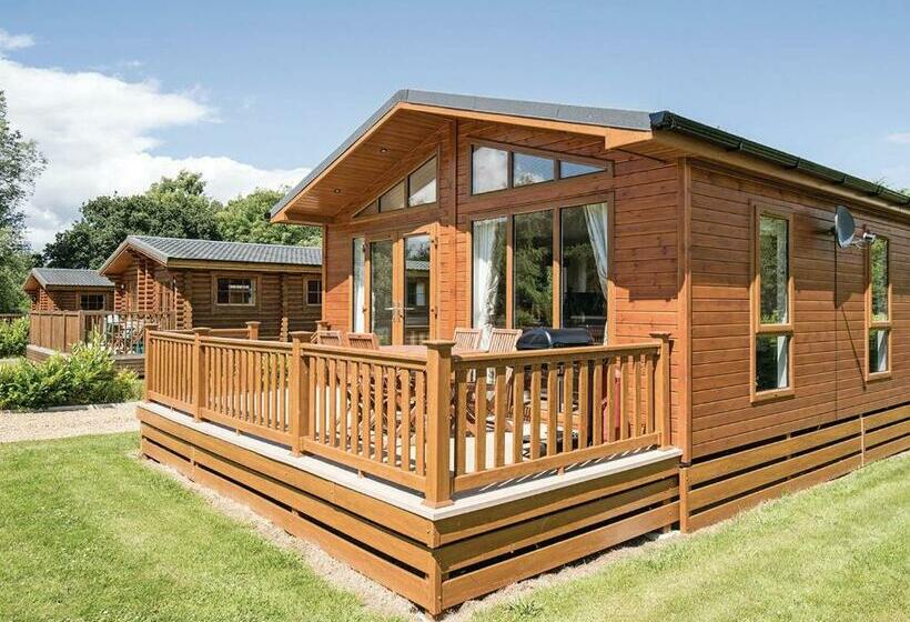 3间卧室的房子, Langmere Lakes Lodges