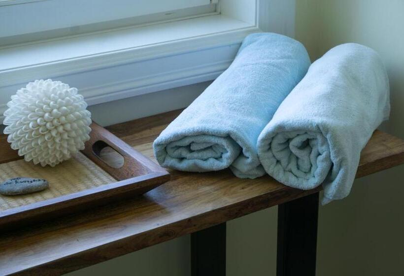 デラックススイート, The Empty Nest B & B