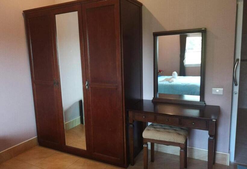 Quarto Estandar, Baan Sabaijai Resort & Omsorgssenter