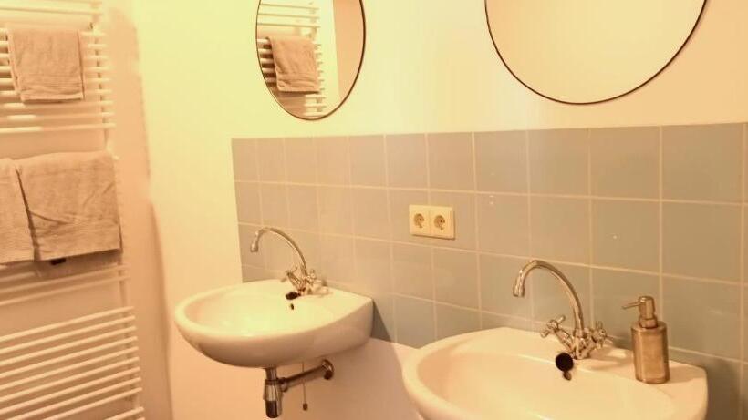 Номер Стандарт, B&b Oldenbosch