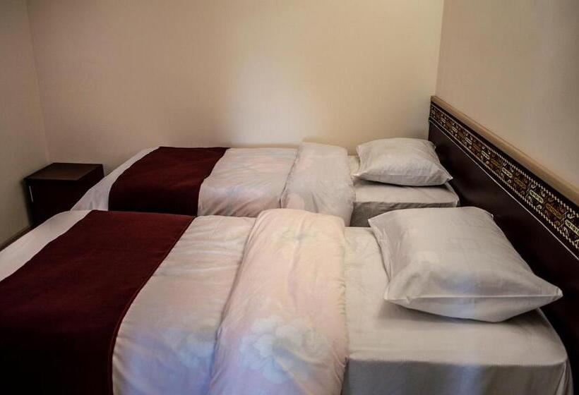 Семейный Номер, Stone Art Guest House & Camping