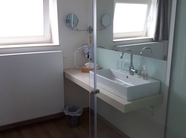 Семейный Номер, B&b De Fruithoeve